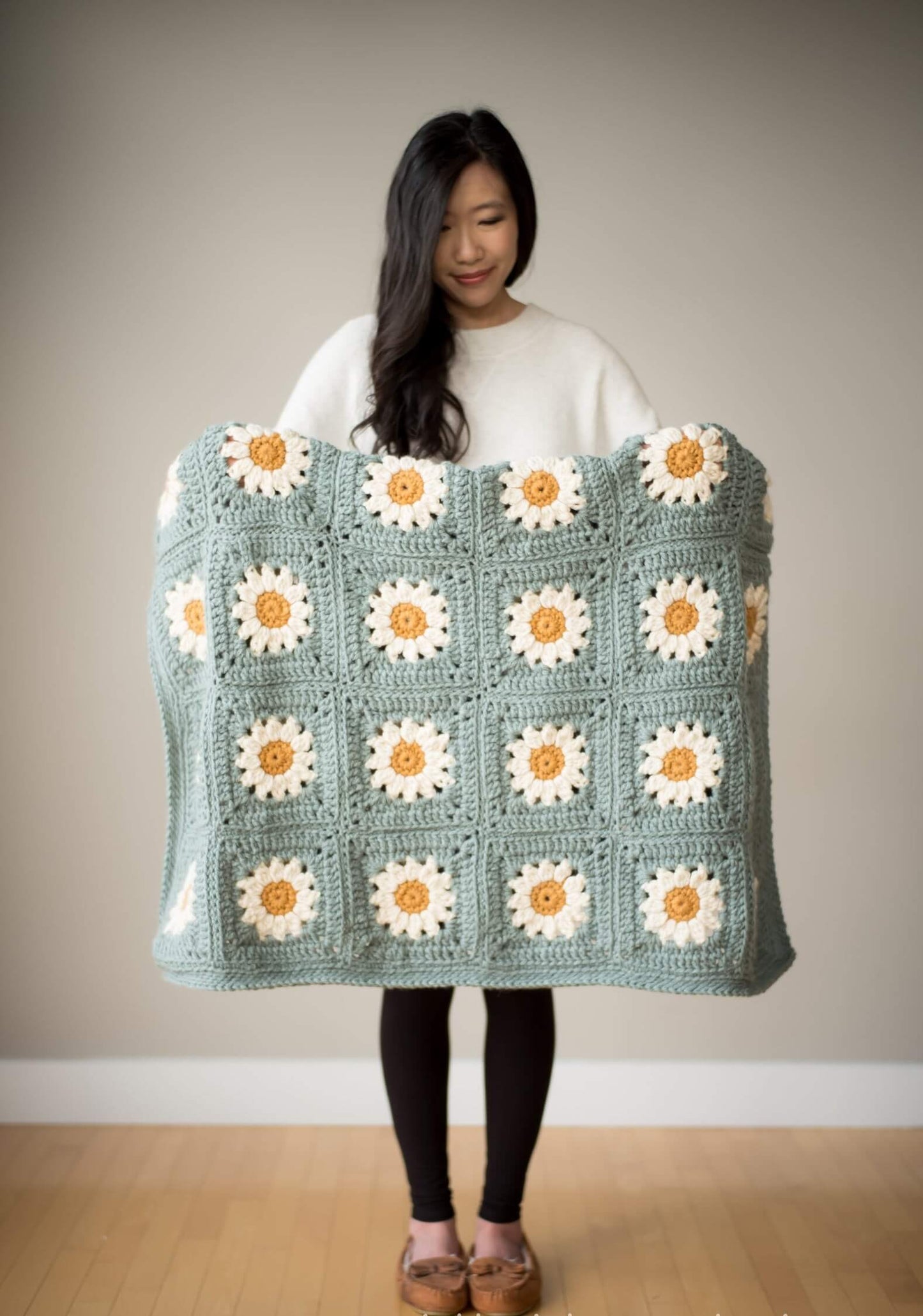 Granny Squares Daisy Blanket Crochet Pattern
