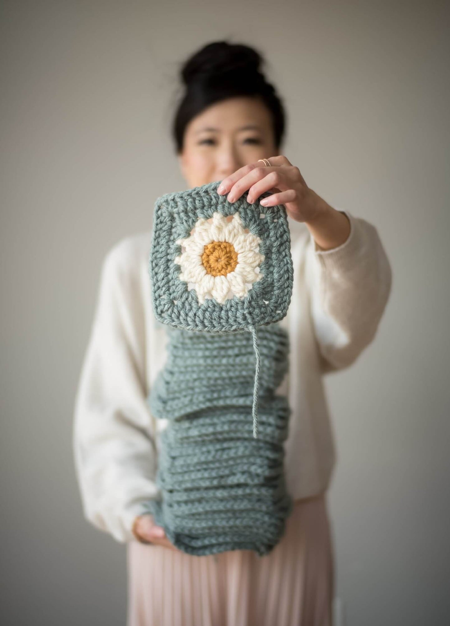 Granny Squares Daisy Blanket Crochet Pattern