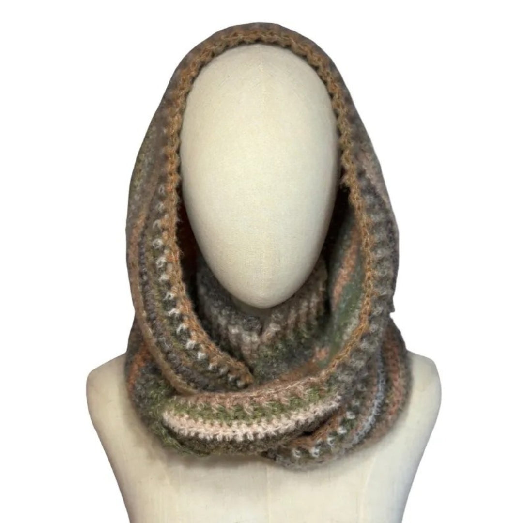 Everloop Wander Cowl Crochet Pattern