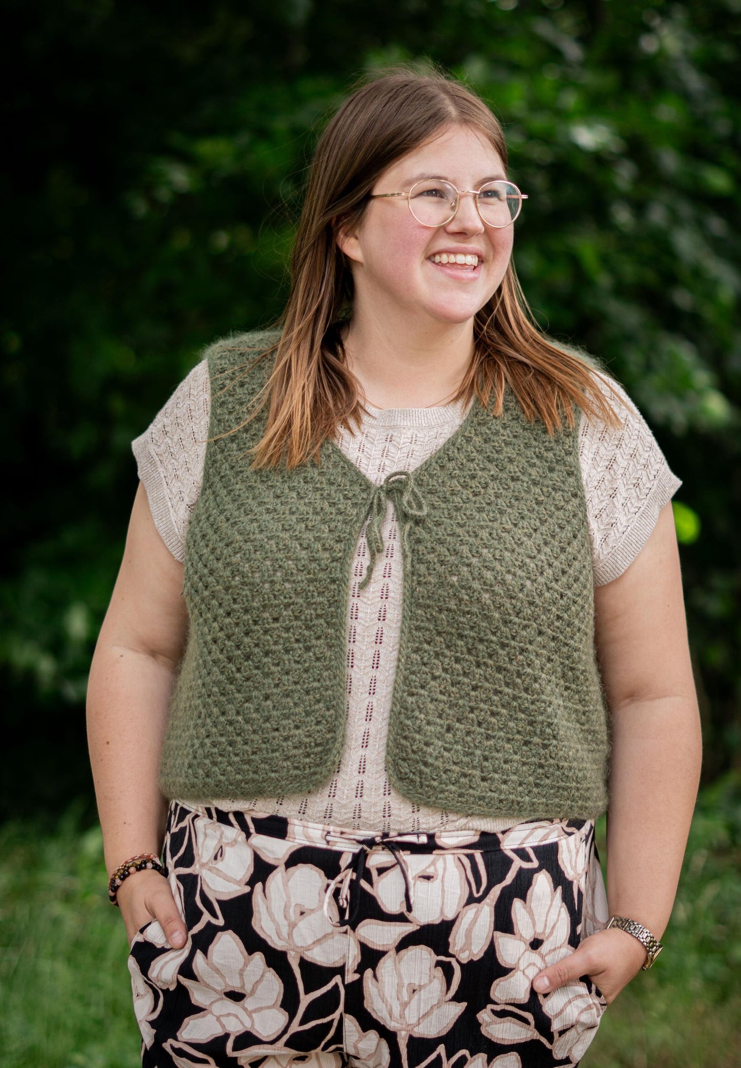 Vintage Motif Sleeveless Layer Crochet Pattern