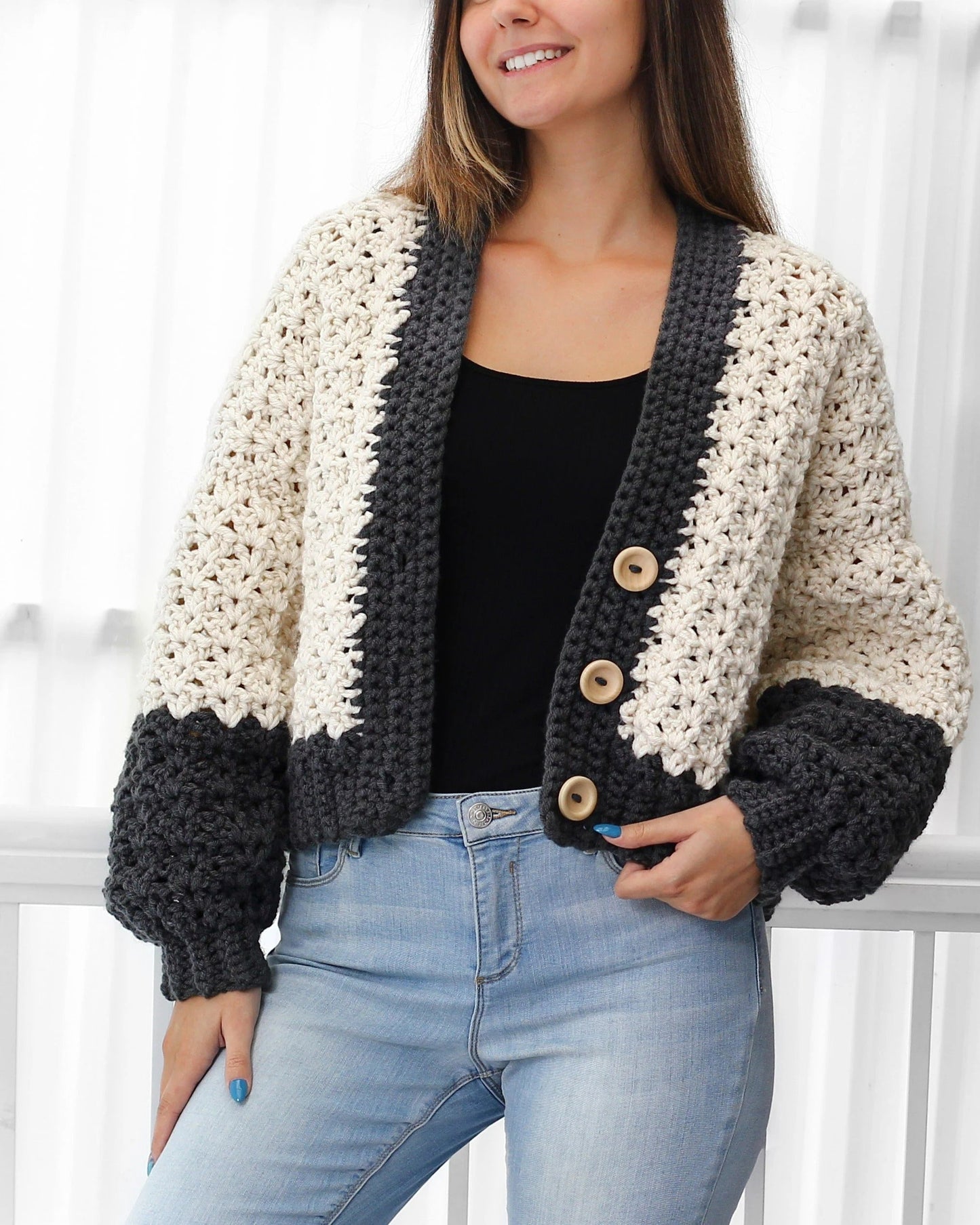 Chic Women Cardigan Crochet Pattern