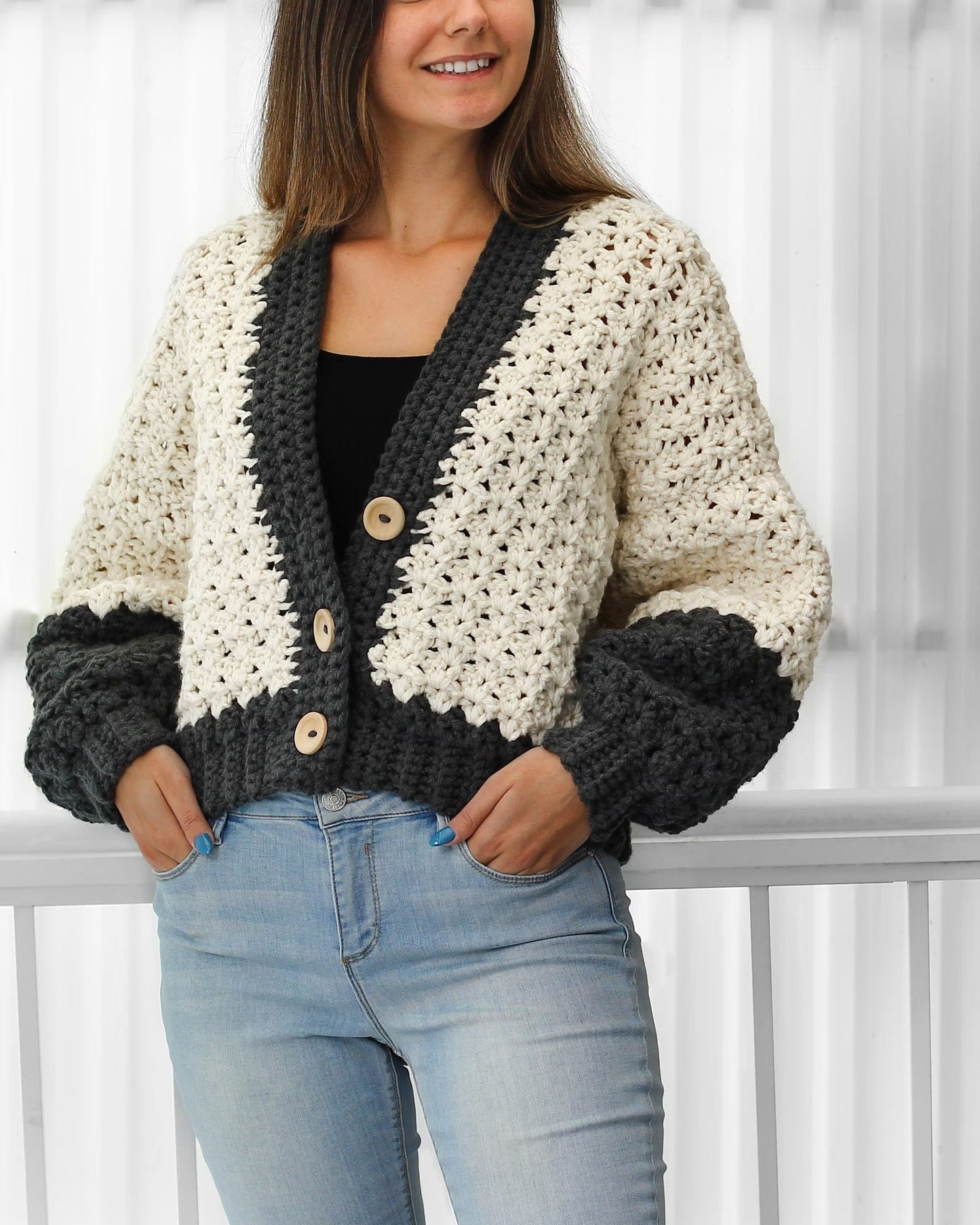 Chic Women Cardigan Crochet Pattern
