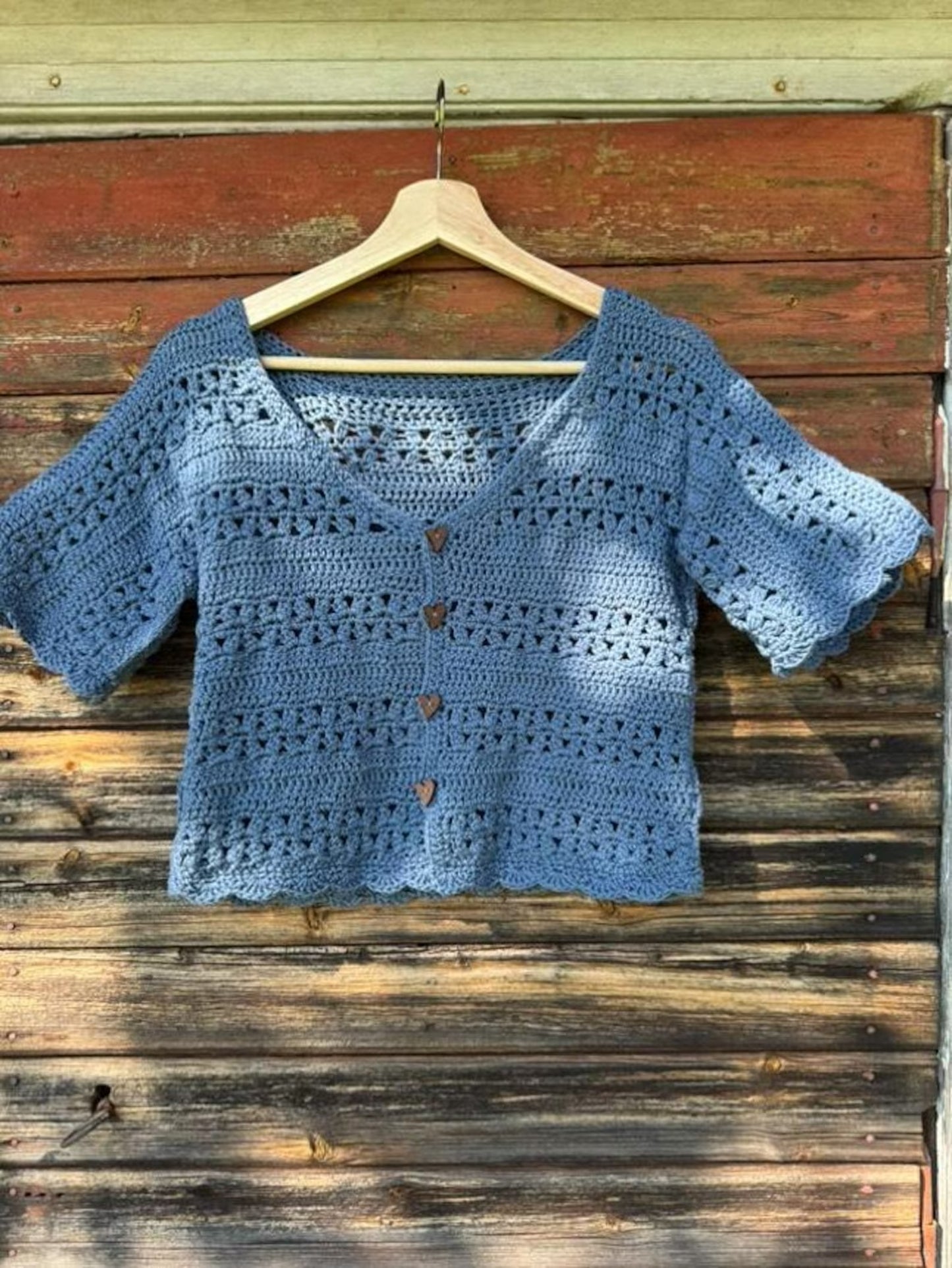 Casual Summer Buttoned Top Crochet Pattern