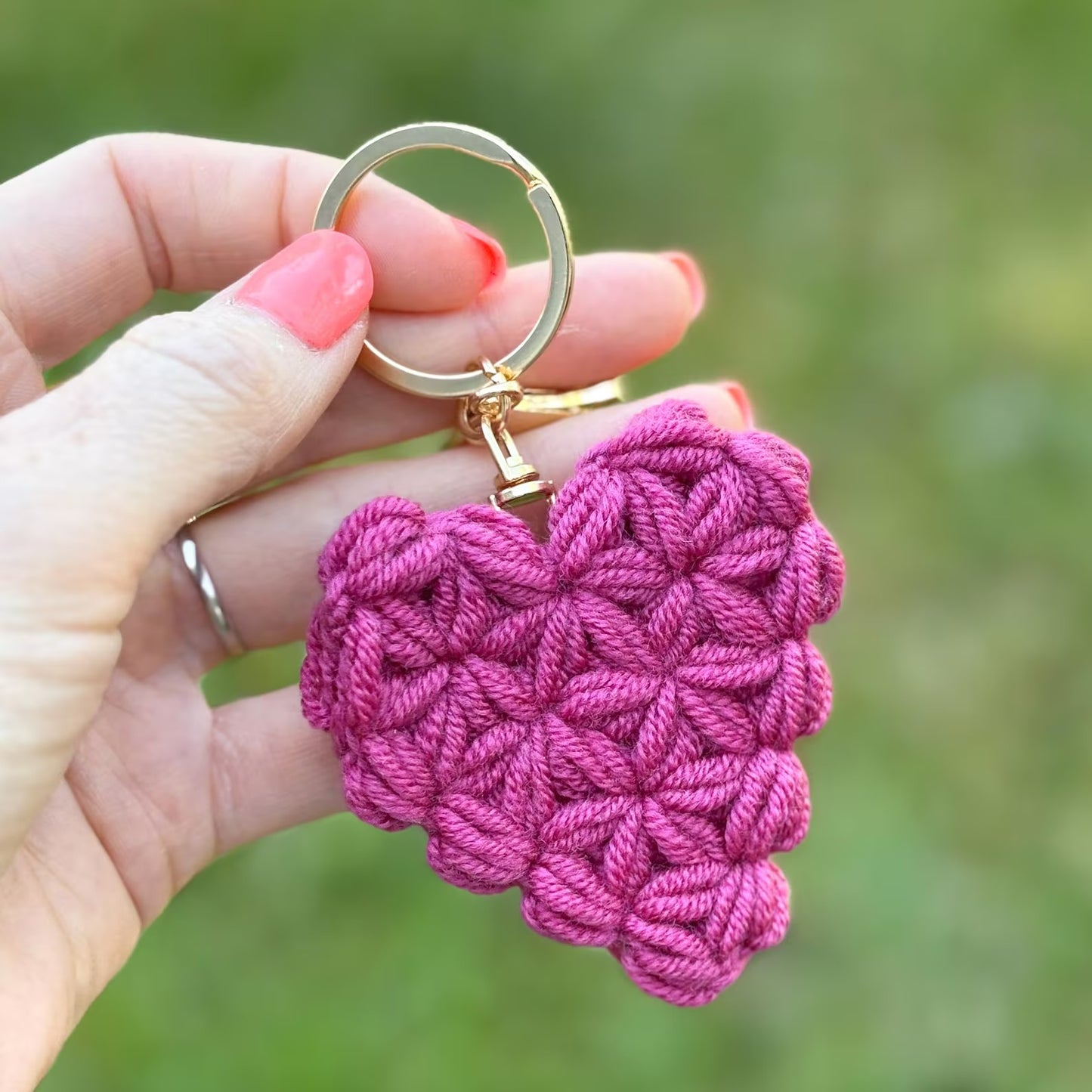 Textured Symbol Motif Easy Crochet Pattern