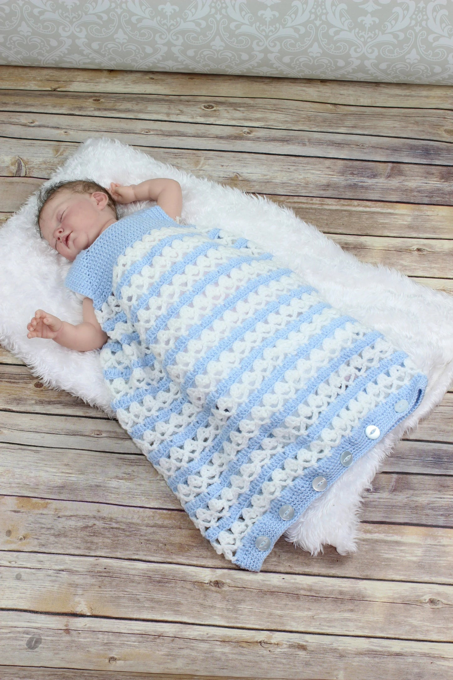 Little Baby Cuddle Wrap Crochet Pattern