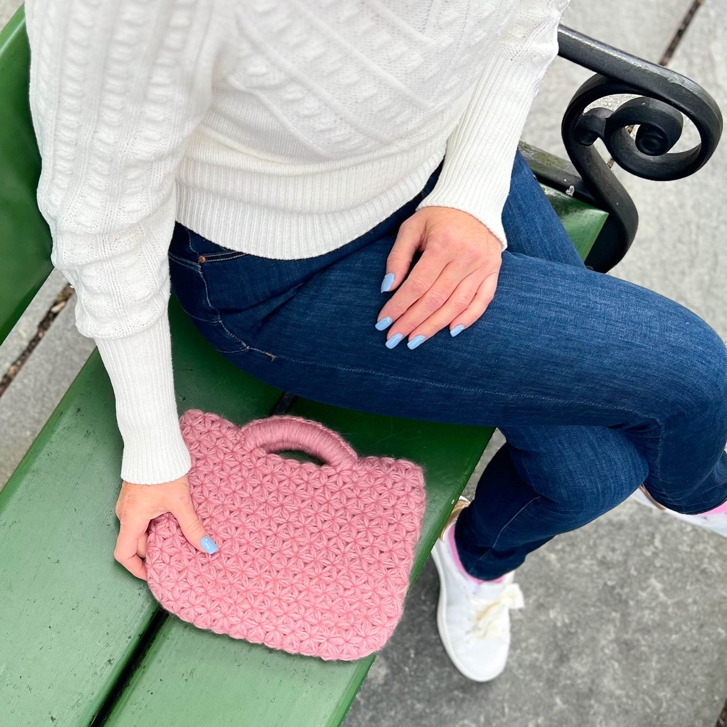 Textured Mini Pocket Bag Easy Crochet Pattern