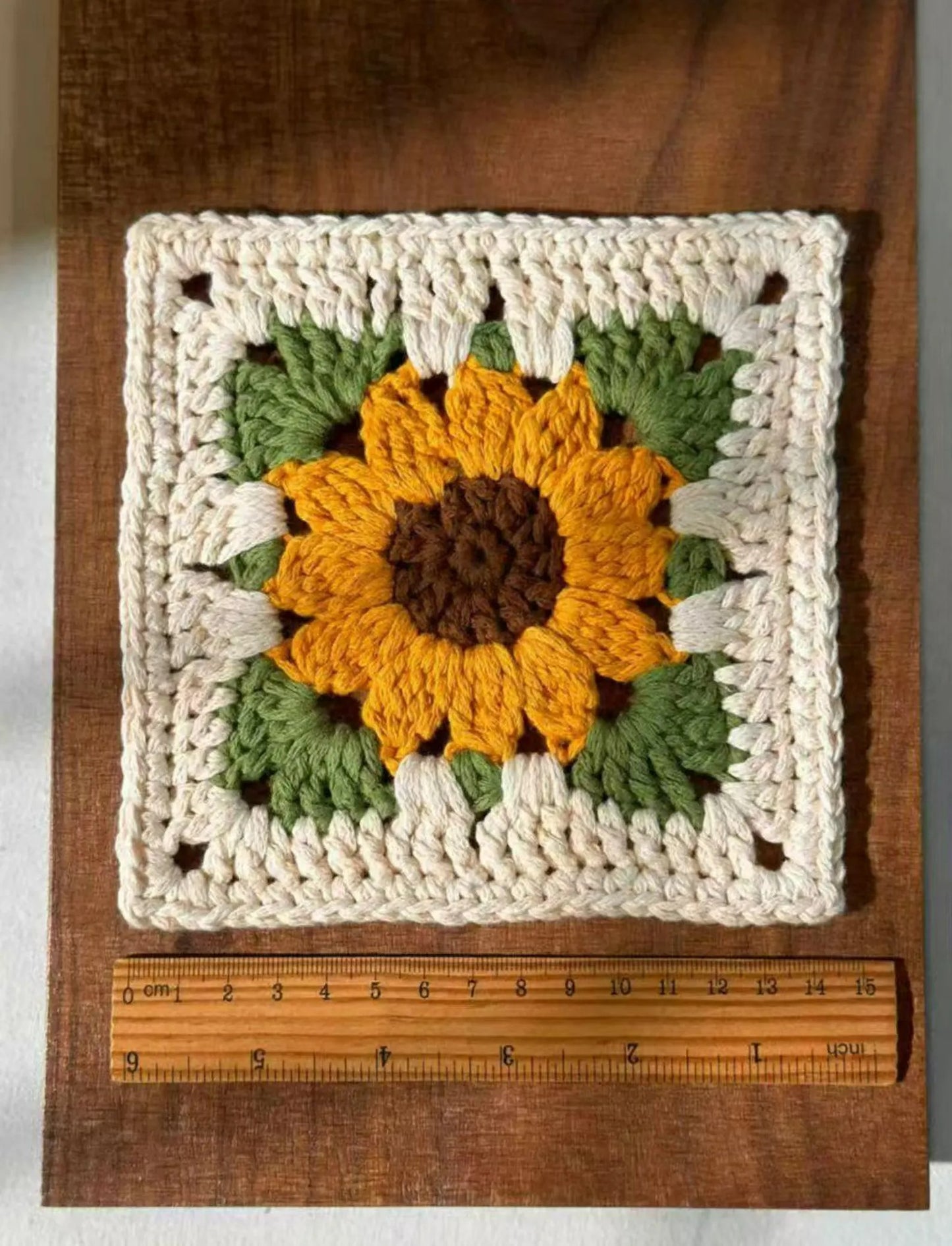 Sunny Petal Handbag Crochet Pattern