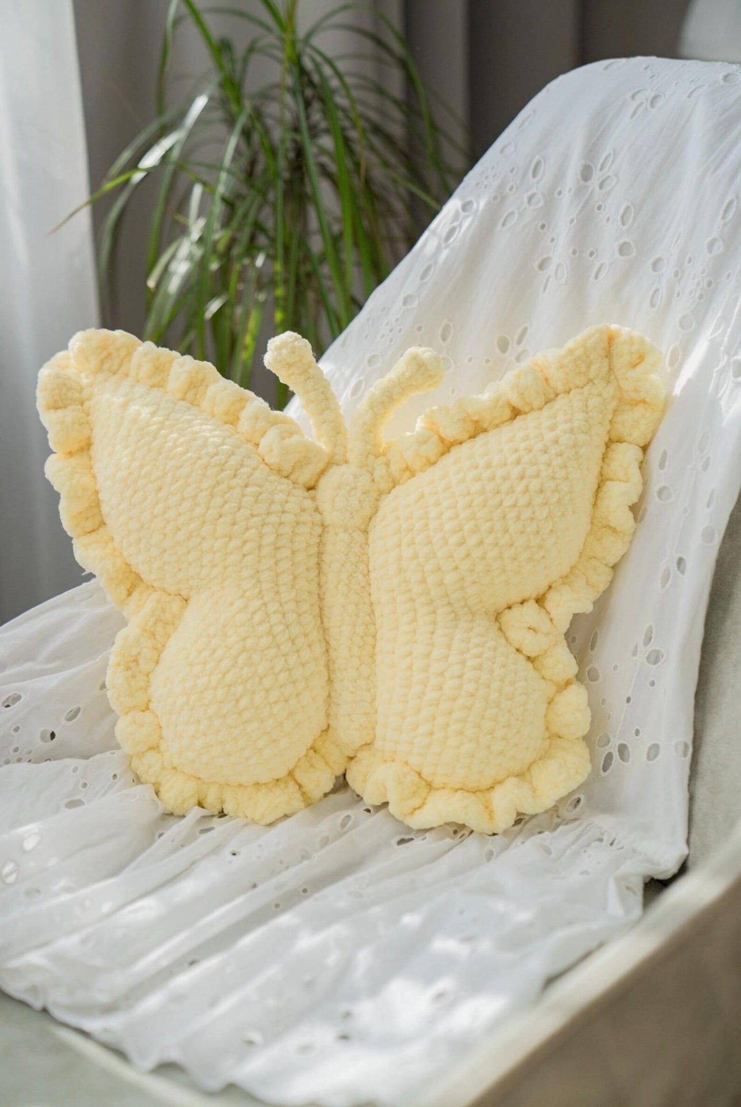 Flutter Wing Accent Cushion Crochet Pattern