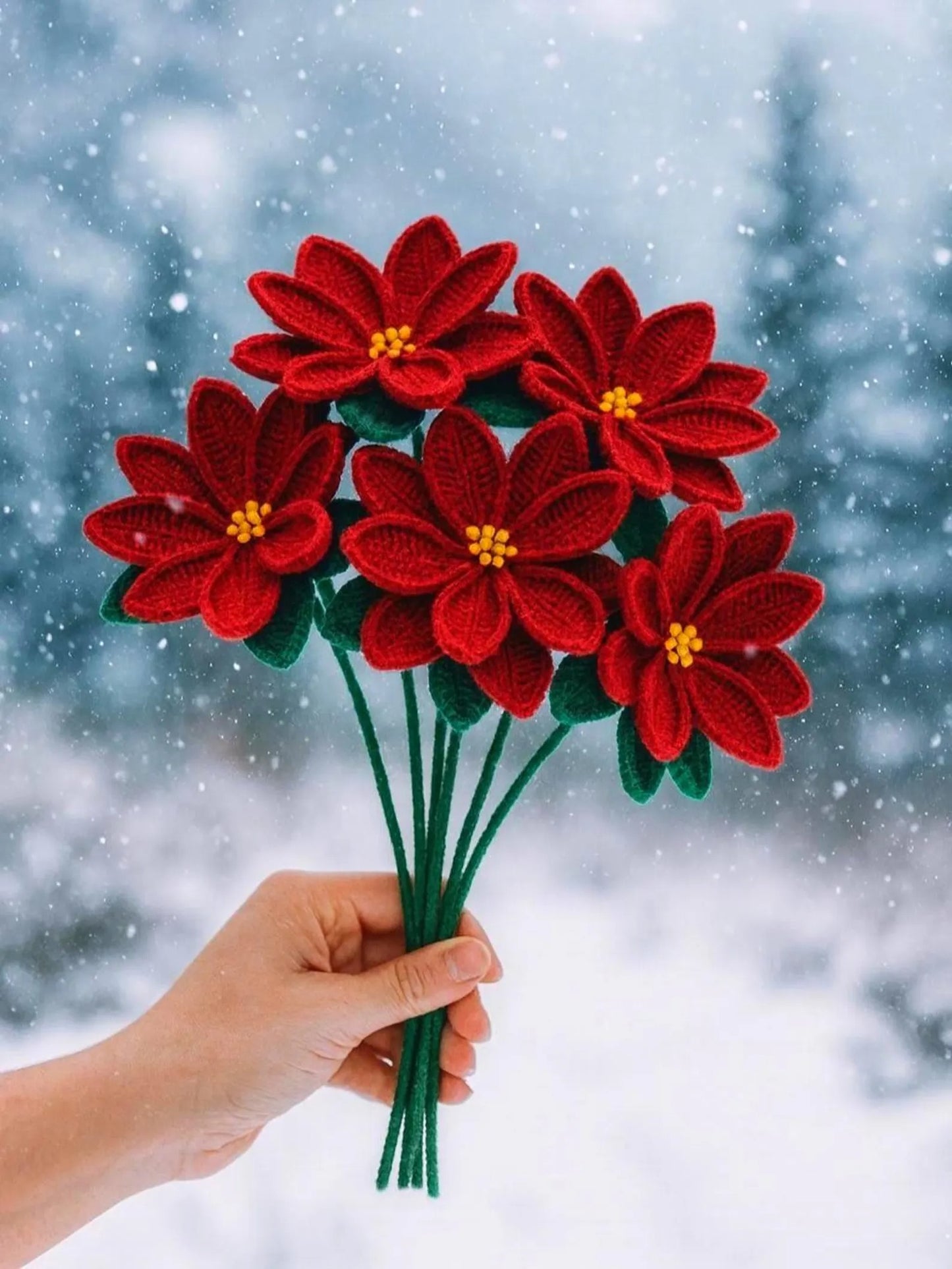 Christmas Poinsettia Flower Crochet Pattern