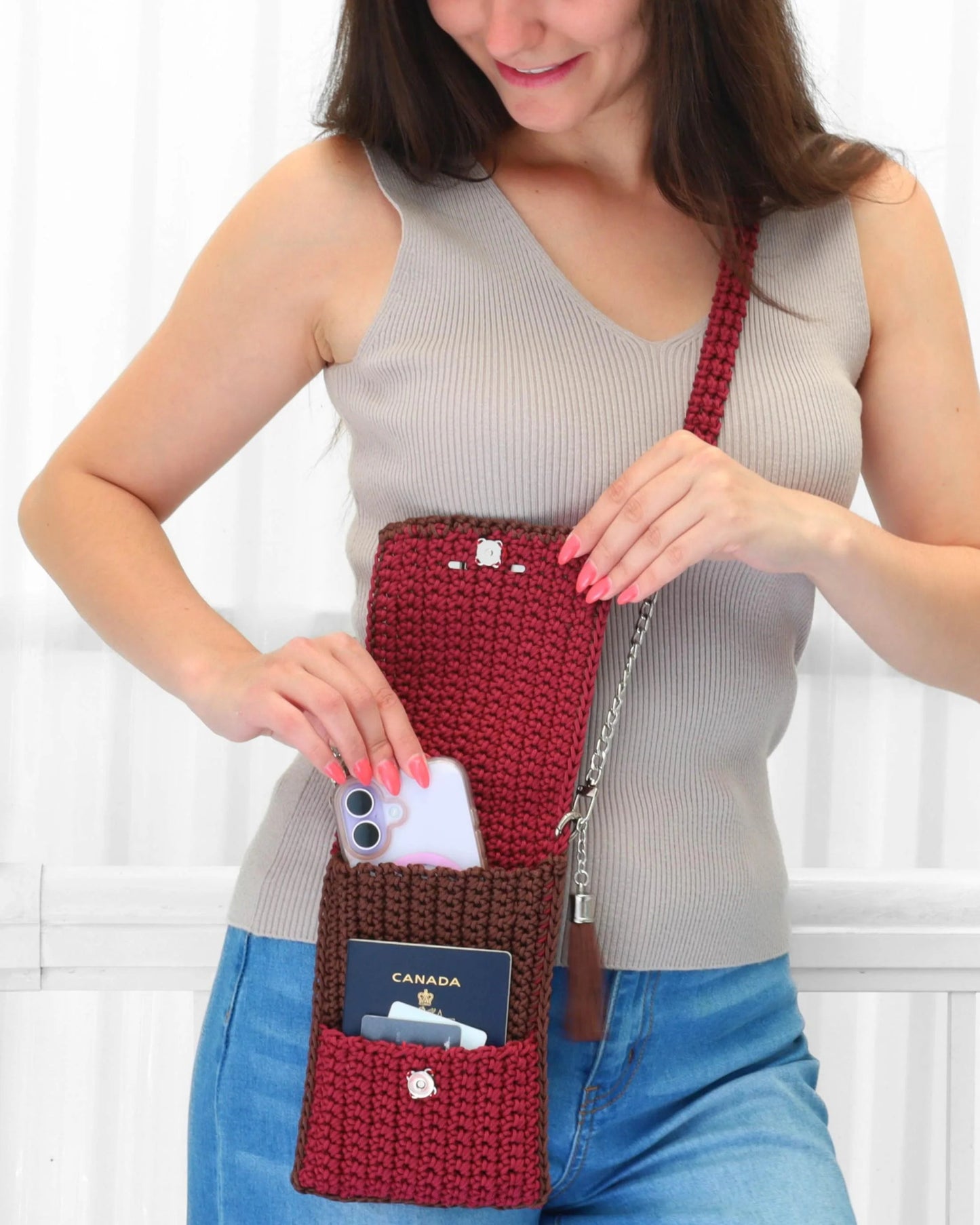 Crochet Crossbody Phone Purse