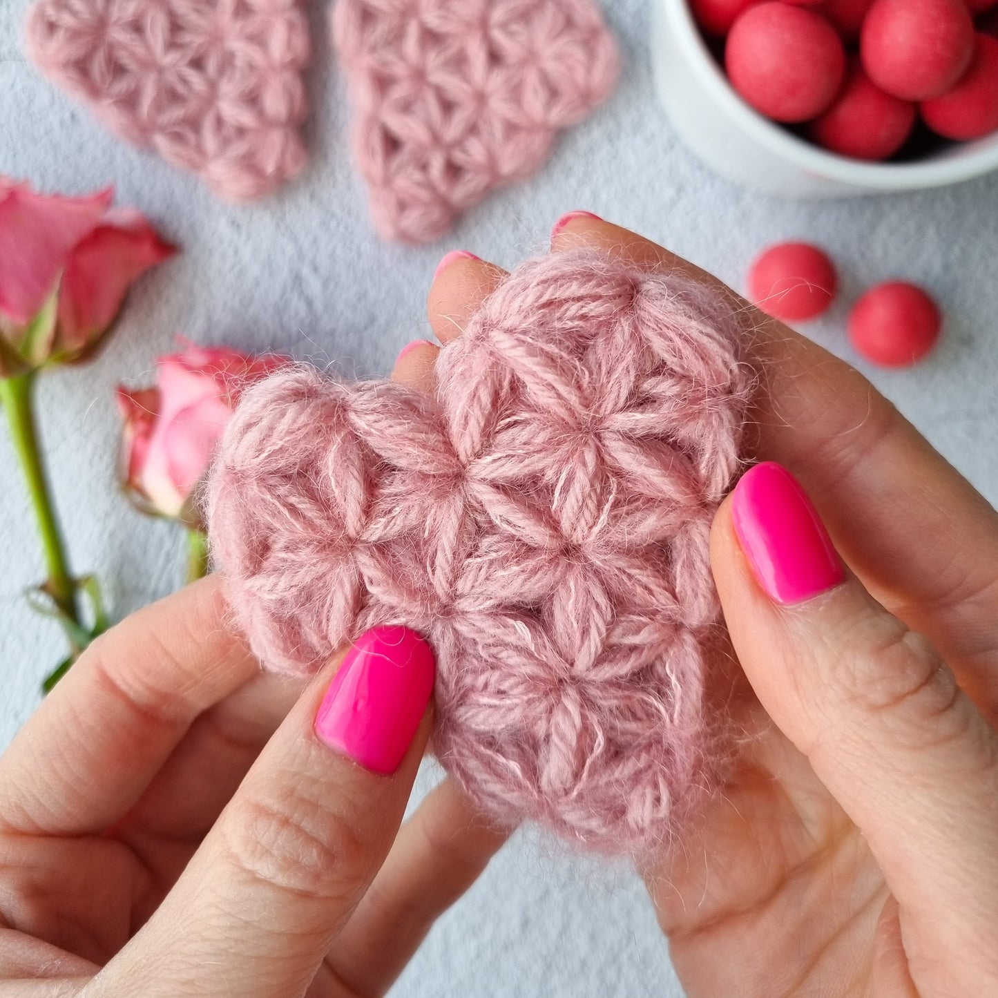 Textured Symbol Motif Easy Crochet Pattern