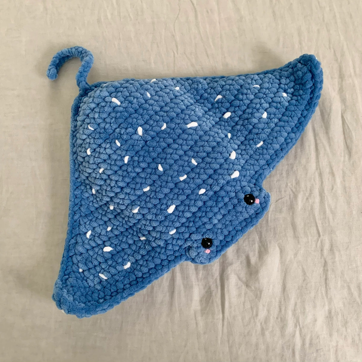 Giant Ocean Ray Plush Crochet Pattern