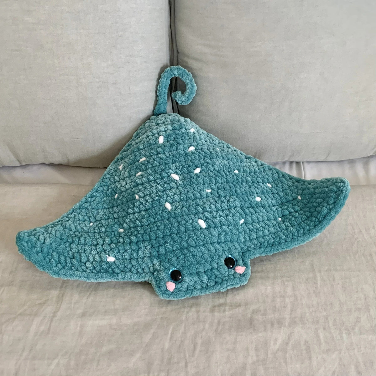 Giant Ocean Ray Plush Crochet Pattern
