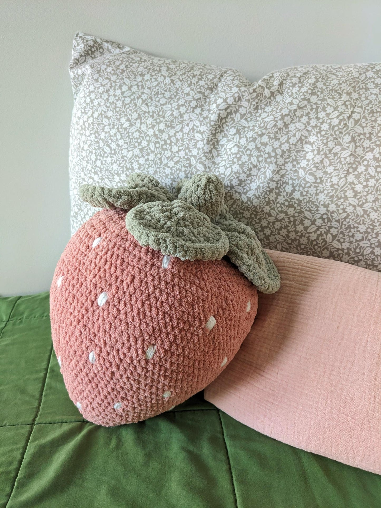 Sweet Berry Home Cushion Crochet Pattern