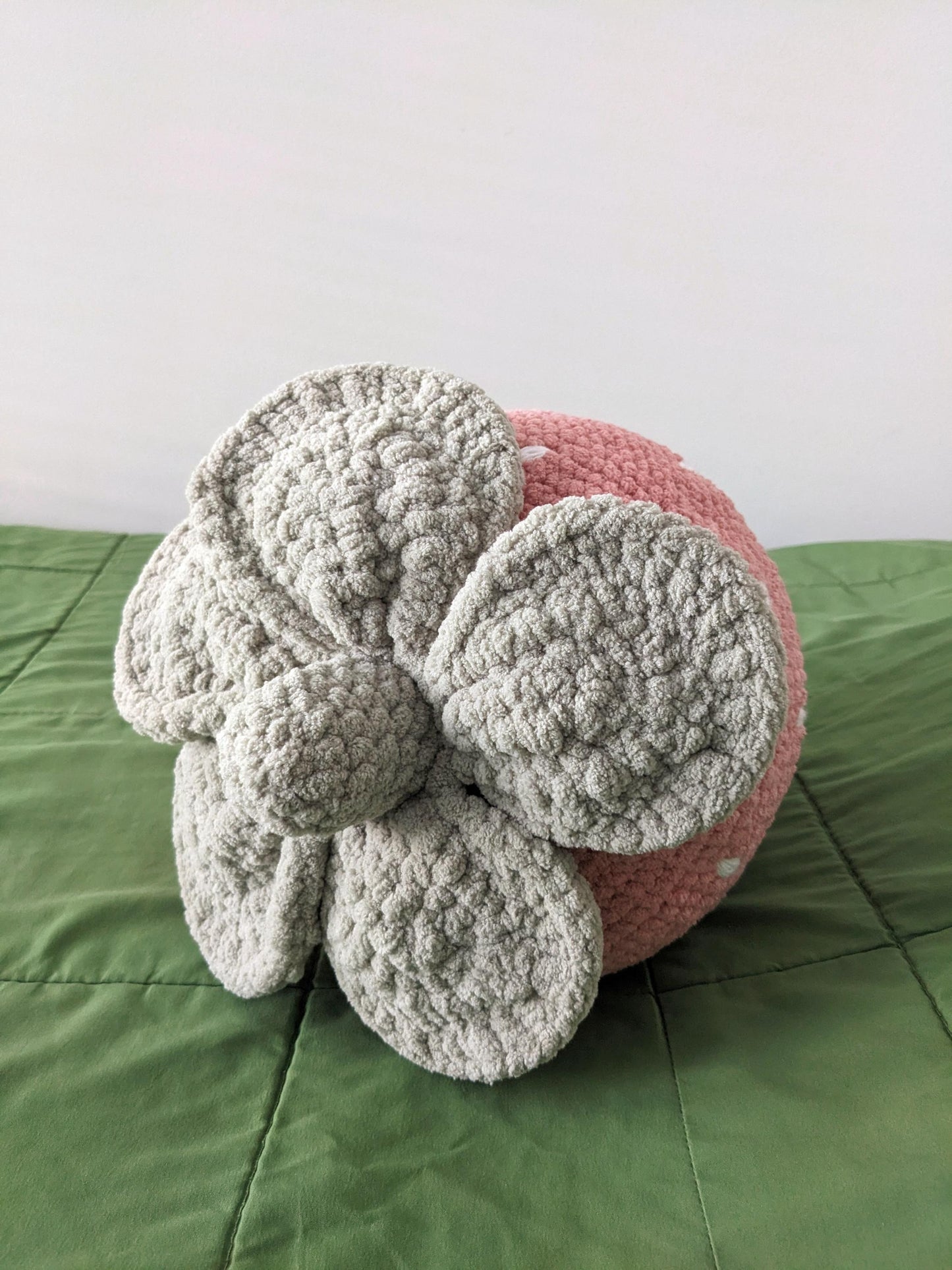 Sweet Berry Home Cushion Crochet Pattern
