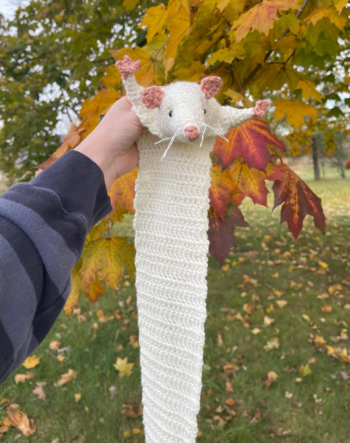 Curious Rat Neck Wrap Crochet Pattern