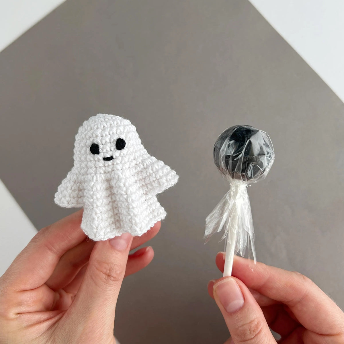 Spooky Halloween Ghost Keychain Crochet Pattern