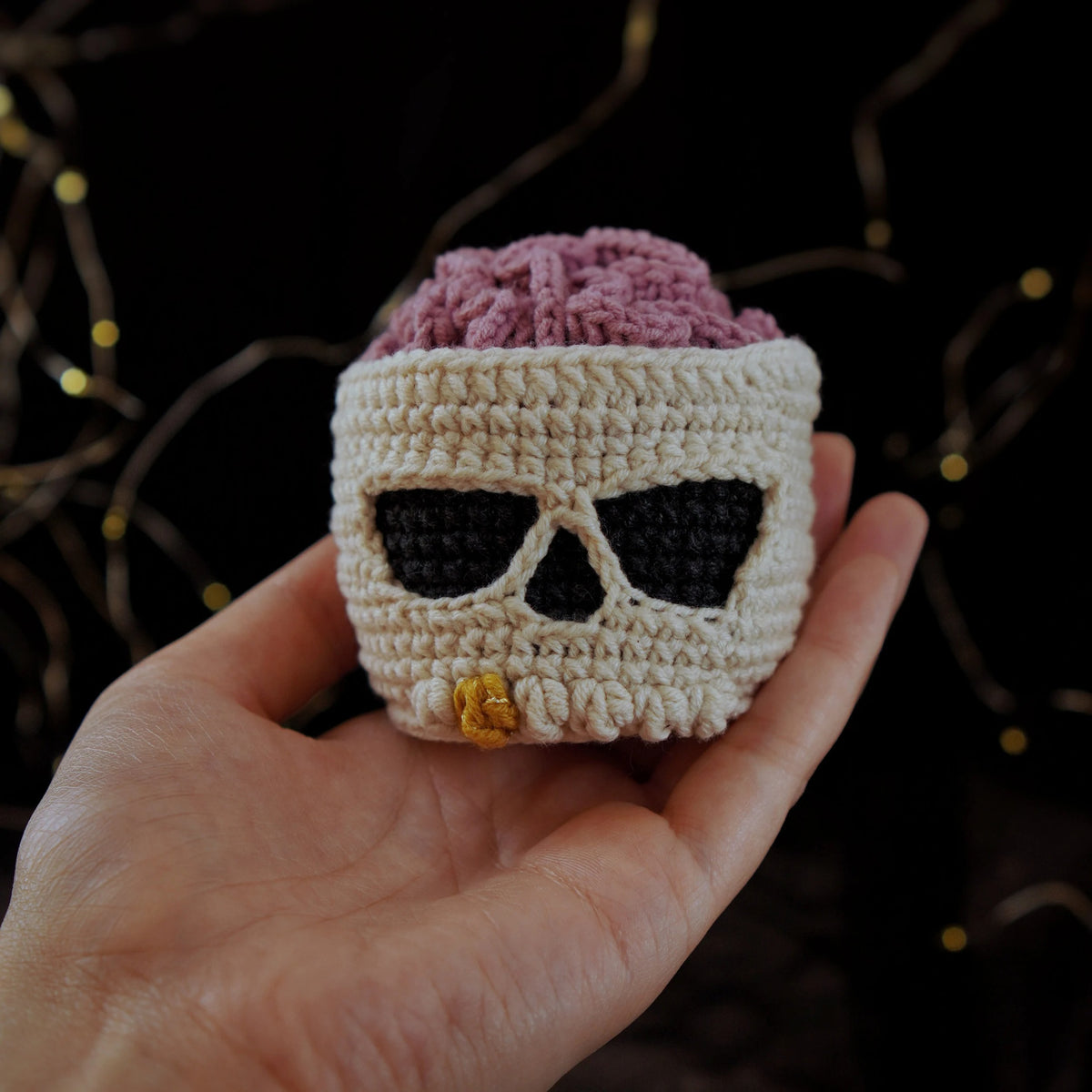 Spooky Skull Drink Coaster Crochet Pattern