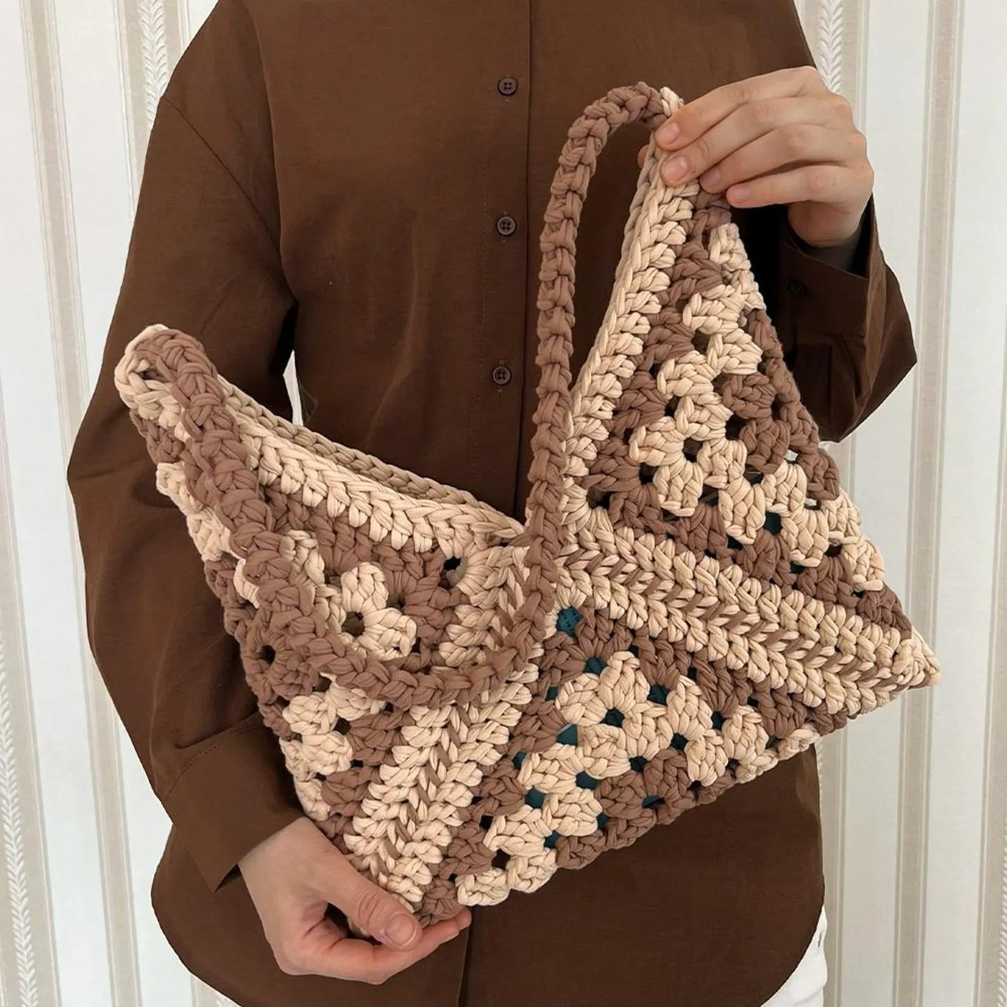 Super Easy Classy Envelope Type Granny Bag Crochet Pattern