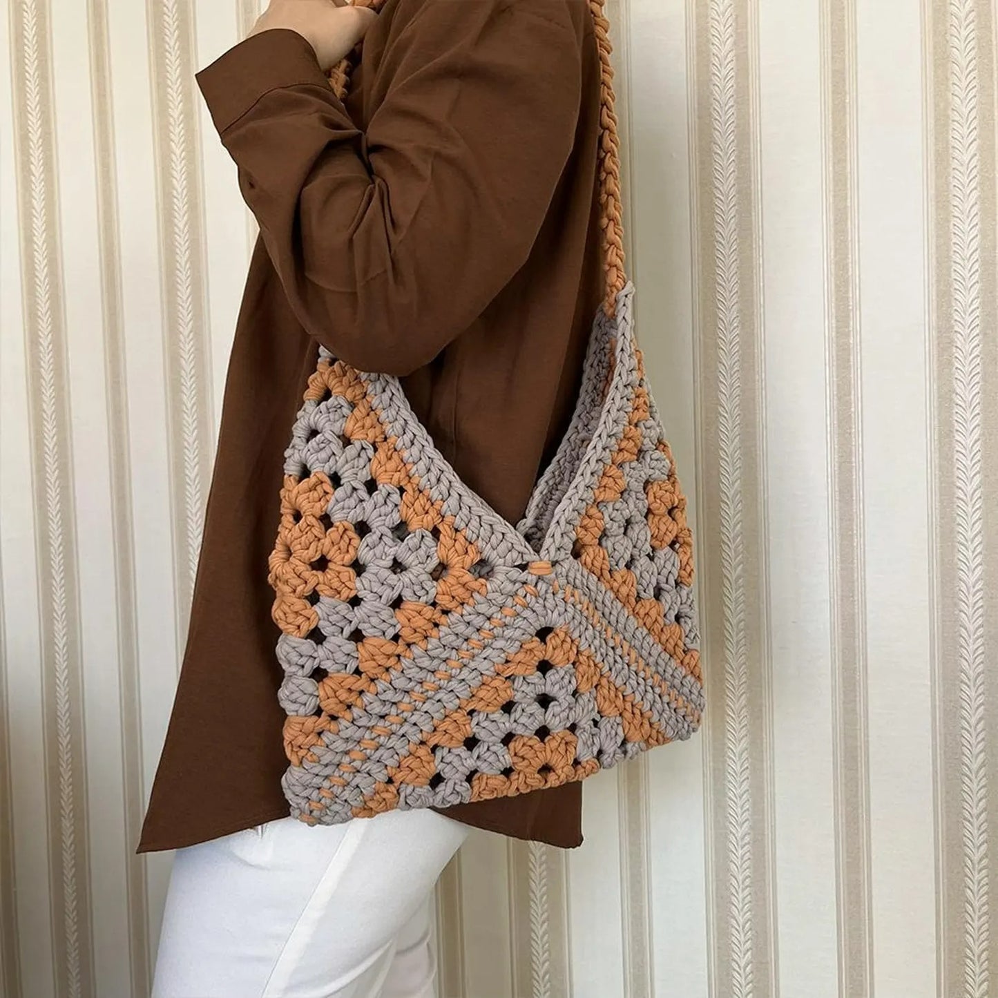 Super Easy Classy Envelope Type Granny Bag Crochet Pattern