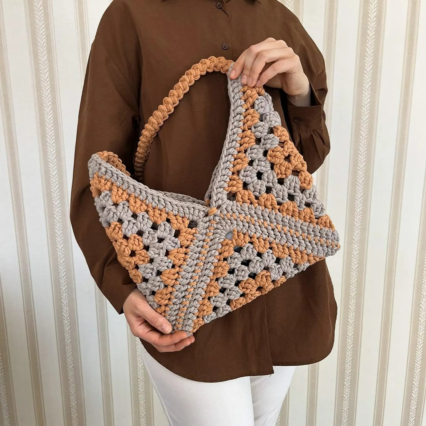 Super Easy Classy Envelope Type Granny Bag Crochet Pattern