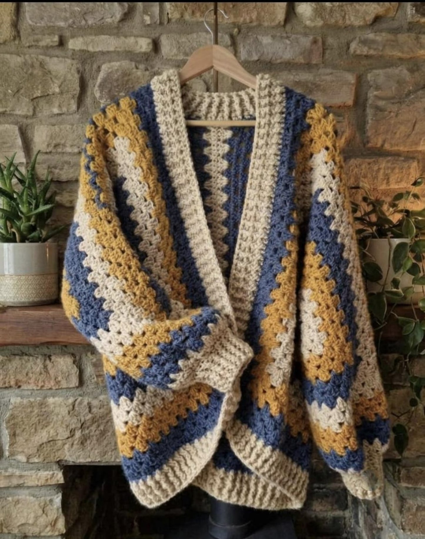 Beginner-Friendly Geometric Layer Crochet Pattern