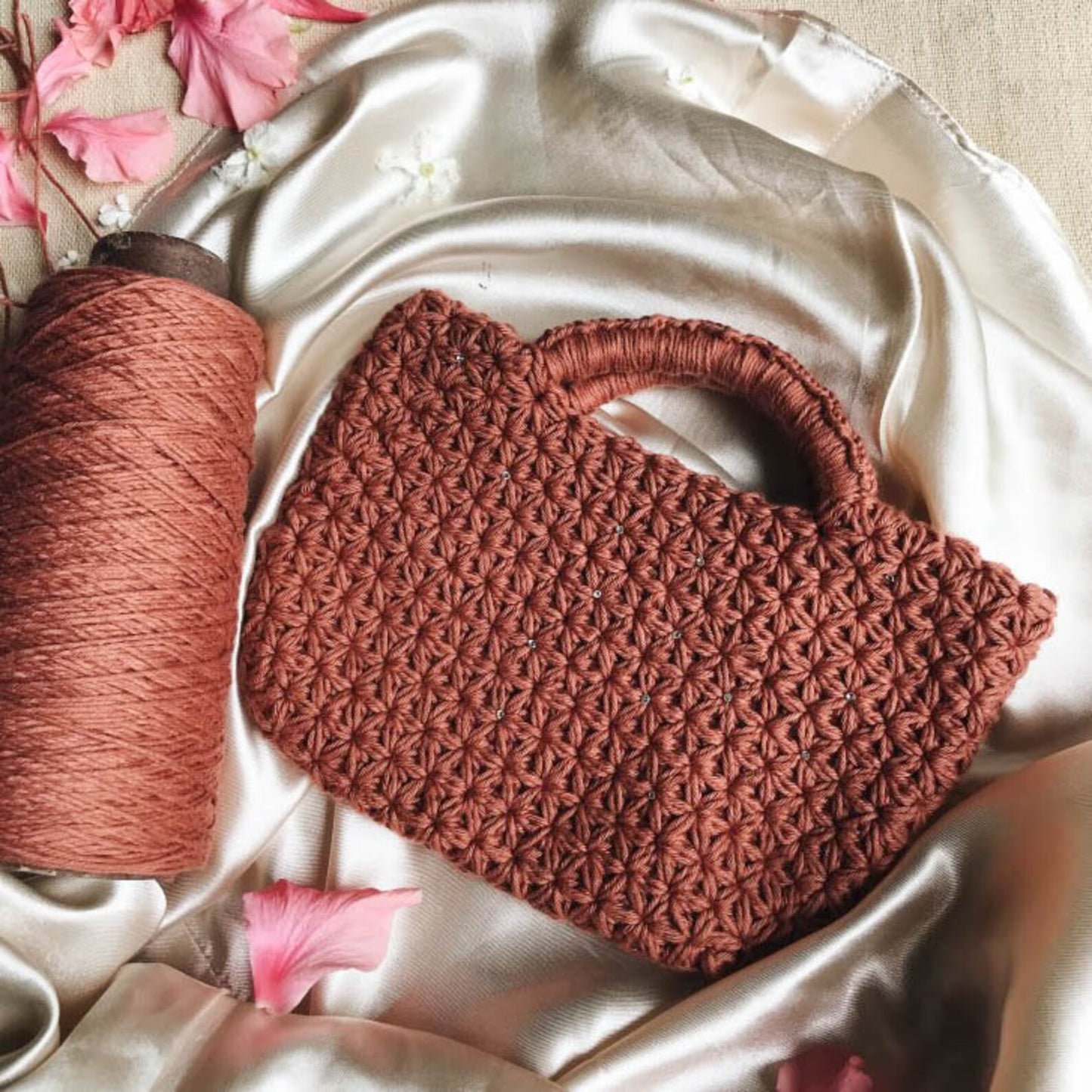 Textured Mini Pocket Bag Easy Crochet Pattern
