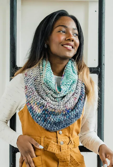 Fading Forest Mini Cowl Crochet Pattern