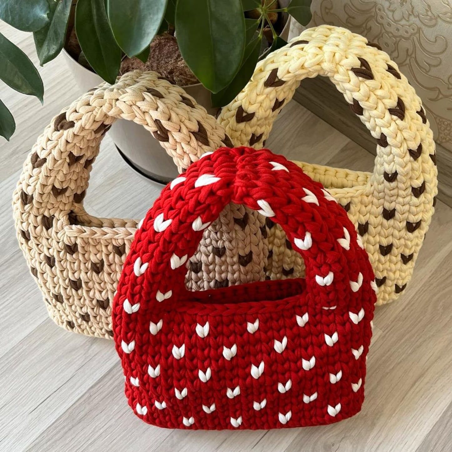 Chunky Stitch Shoulder Accessory Crochet Pattern