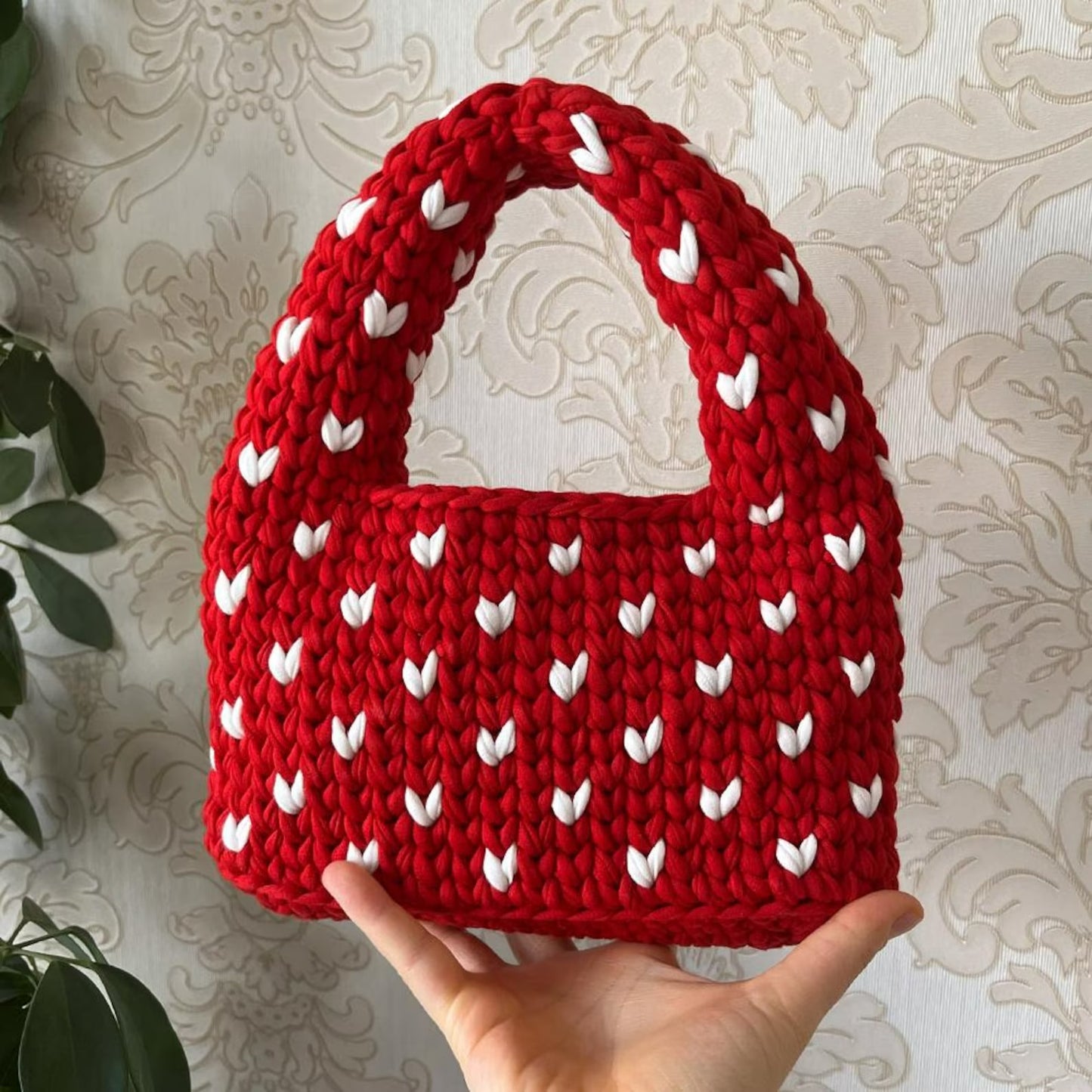 Chunky Stitch Shoulder Accessory Crochet Pattern