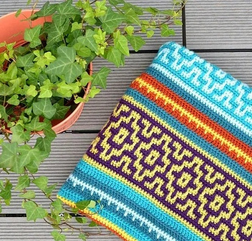 Woven Labyrinth Blanket Crochet Pattern