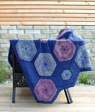 Ocean Whispers Blanket Crochet Pattern