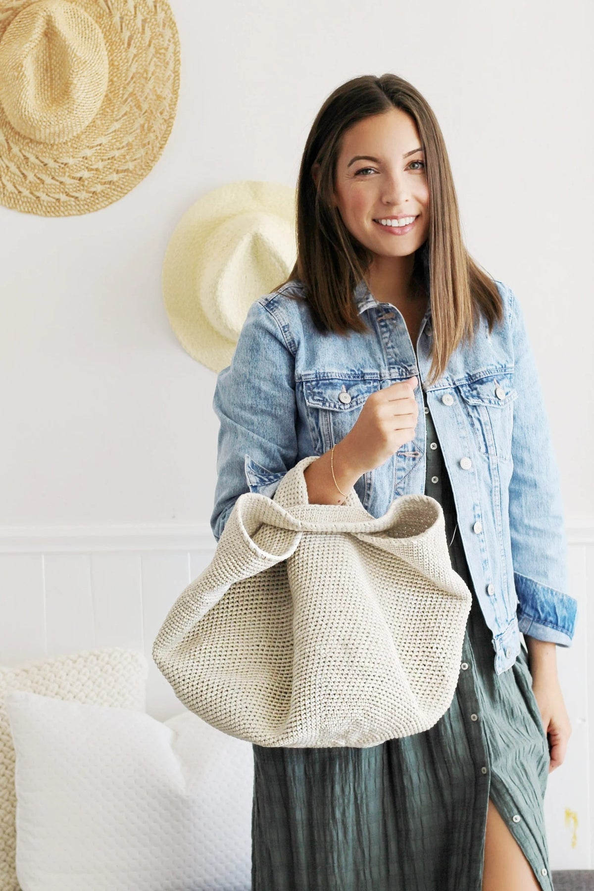 Elegant Everyday Shopper Crochet Pattern